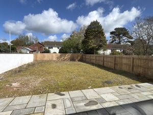 Photo 22- click for photo gallery